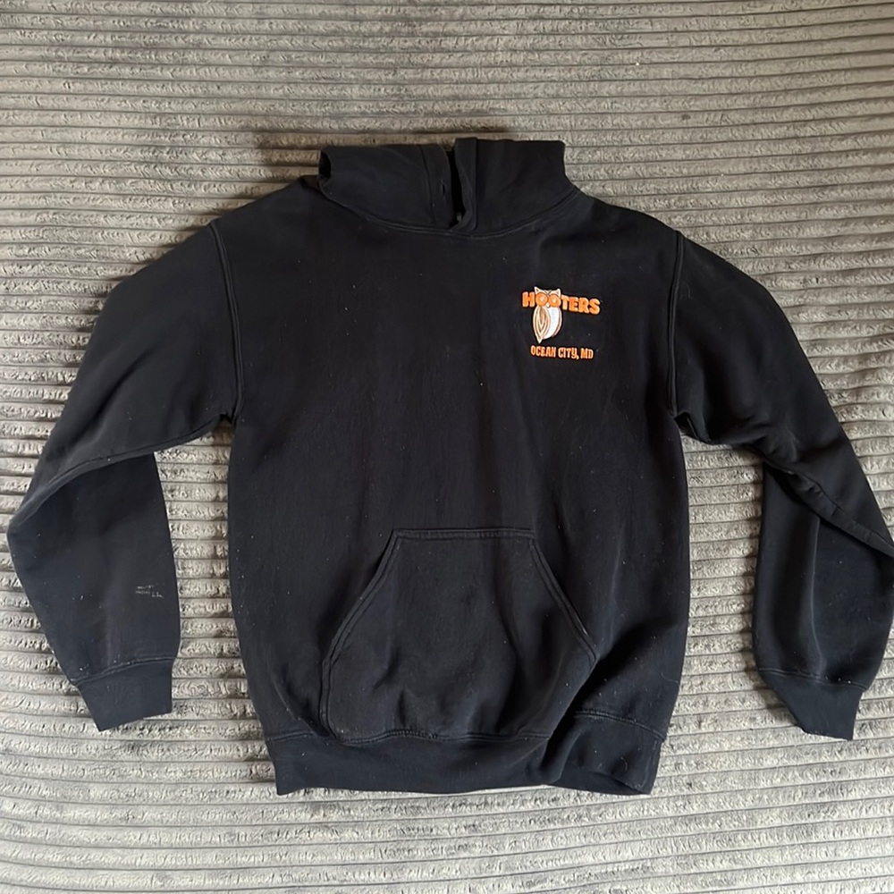 Hooters Sweatshirt